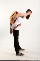 oscar-guitar-taking-bow