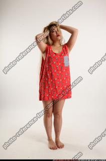 2016 01 KAYA DAILY POSE4 00 C