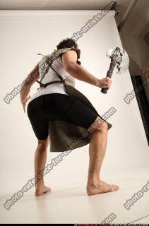 2016 04 WOLFF MEDIEVAL AXE POSE1 05 C