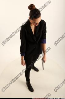 2016 04 JADE PISTOL POSE2 07 A