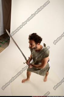 2016 04 WOLFF MEDIEVAL SWORD POSE2 01 A