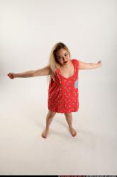 kayaa-daily-pose5-stretching