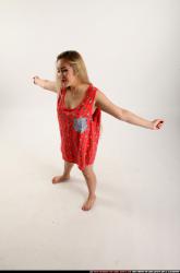 kayaa-daily-pose5-stretching