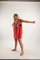 kayaa-daily-pose5-stretching