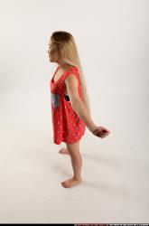 kayaa-daily-pose5-stretching