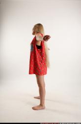 kayaa-daily-pose5-stretching