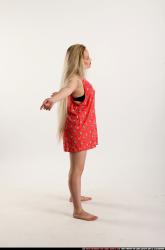 kayaa-daily-pose5-stretching