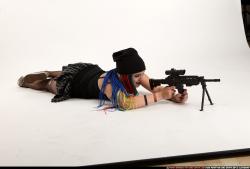 dolores-laying-aiming-smg-m4a1