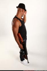 Ron-tommygun-pose4