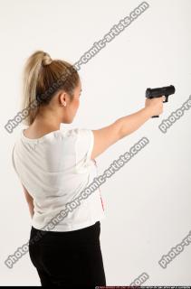 kayaa-pistol-pose3