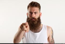 oscar-fe-threatening2