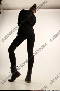 2016 06 JADE PISTOL POSE4 04 C