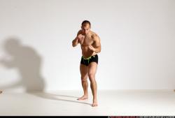 smax-streetfighter-front-kick