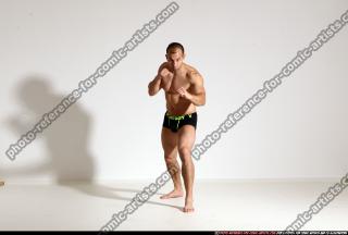 smax-streetfighter-front-kick