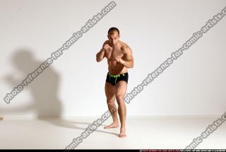 smax-streetfighter-front-kick