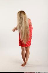 kayaa-daily-pose8-stretching