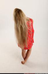 kayaa-daily-pose8-stretching