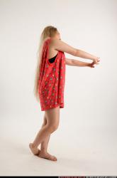 kayaa-daily-pose8-stretching