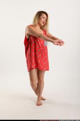 kayaa-daily-pose8-stretching