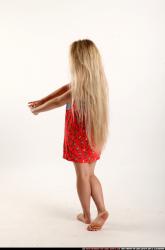 kayaa-daily-pose8-stretching