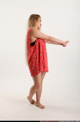 kayaa-daily-pose8-stretching