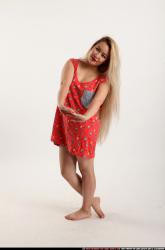 kayaa-daily-pose8-stretching