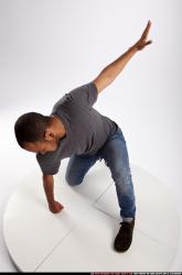 glen-hero-landing-pose