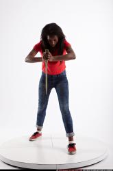 carrie-dagger-stab-pose