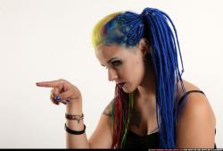 dolores-fe-threatening