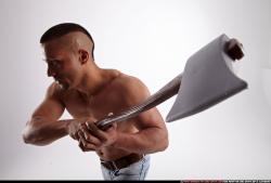 regelio-axe-smash-pose