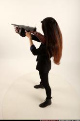 patricia-tommygun-pose1-aiming