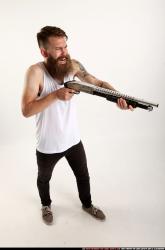 oscar-shotgun-pose5-shooting