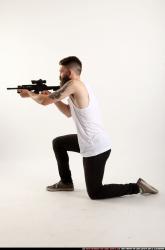 oscar-smg-m4a1-pose3