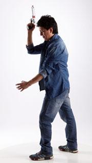 orville-standing-hold-smash-pistol