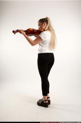 kayaa-standing-playing-violin