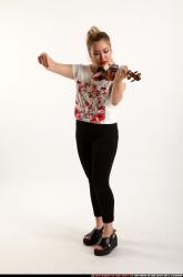 kayaa-standing-playing-violin
