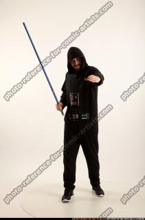 2016 12 WOLFF SITH POSE5 00 B