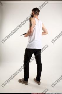 2016 12 OSCAR SMG M4A1 POSE4 03 C