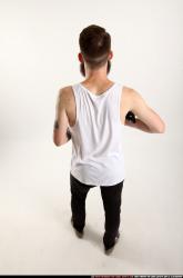 oscar-smg-m4a1-pose4