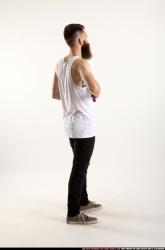 oscar-smg-m4a1-pose4