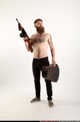 oscar-tommygun-case-pose