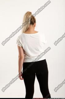 kayaa-pistol-pose4