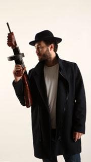 Wolff-tommygun-pose2