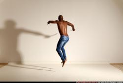 smax-eduardo-jump-katanas-slash