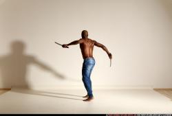 smax-eduardo-jump-katanas-slash