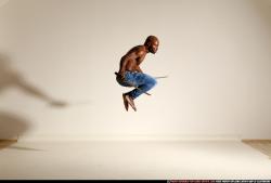 smax-eduardo-jump-katanas-slash