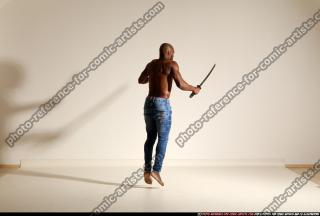 smax-eduardo-jump-katanas-slash