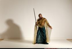 smax-eduardo-fantasy-shawl-sword-pose1-slash