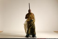 smax-eduardo-fantasy-shawl-sword-pose1-slash