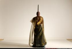 smax-eduardo-fantasy-shawl-sword-pose1-slash